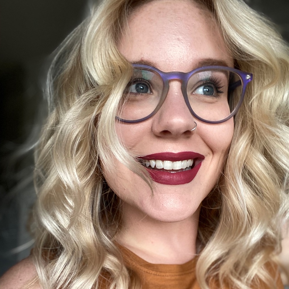 Meet your Posher, Tracy